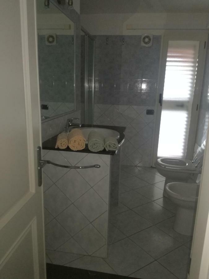 Il Giardino Apartment Lotzorai Bagian luar foto