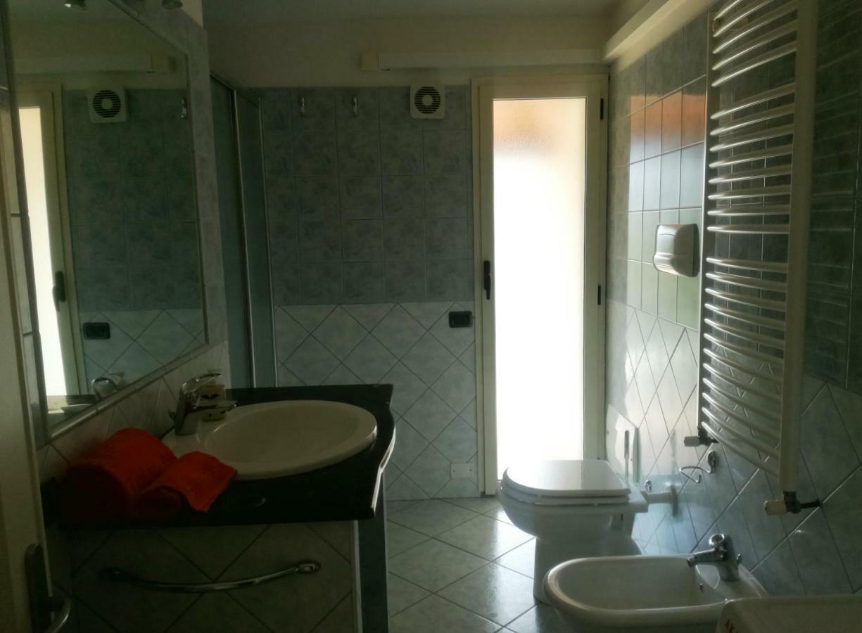 Il Giardino Apartment Lotzorai Bagian luar foto