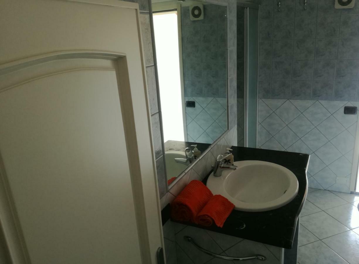 Il Giardino Apartment Lotzorai Bagian luar foto